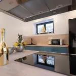 Vlamar - New Luxury House Govedari